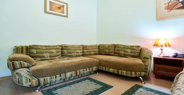 Home Hotel ул. Большая Житомирская, 4В 3