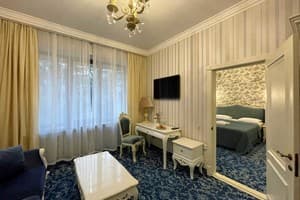 Отель Olympic Hotel. Люкс двухместный  8